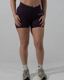REVERIE SHORTS IN VIOLET