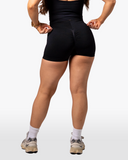 SOLACE SHORTS IN BLACK