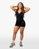 SOLACE SHORTS IN BLACK