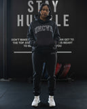 VARSITY SET IN BLACK